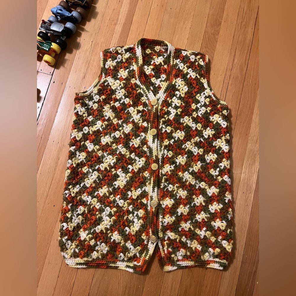 Hippie handmade crochet afghan sweater vest M 70’s L S orange green vintage fall